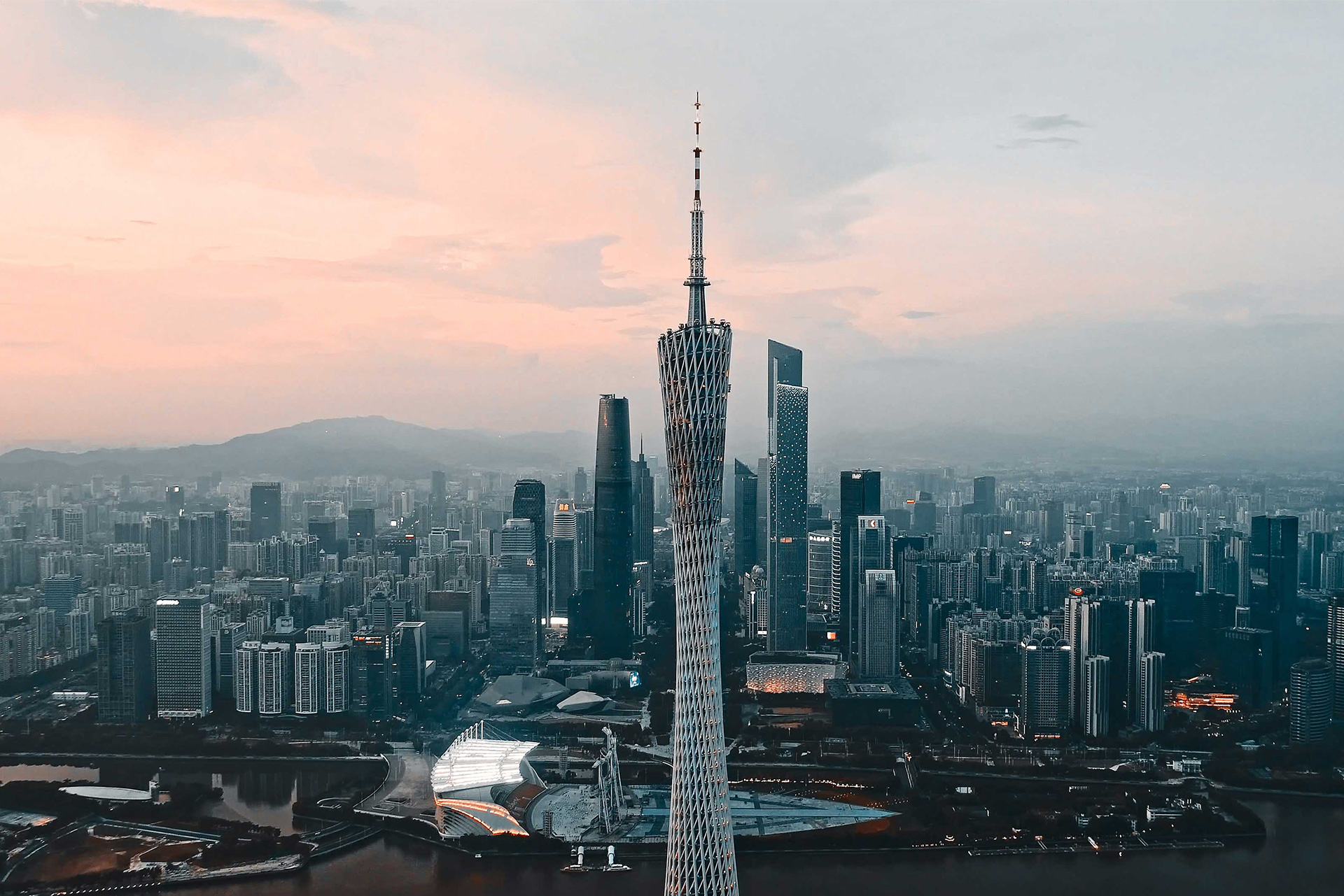 888集团(中国区)·美妆领航者